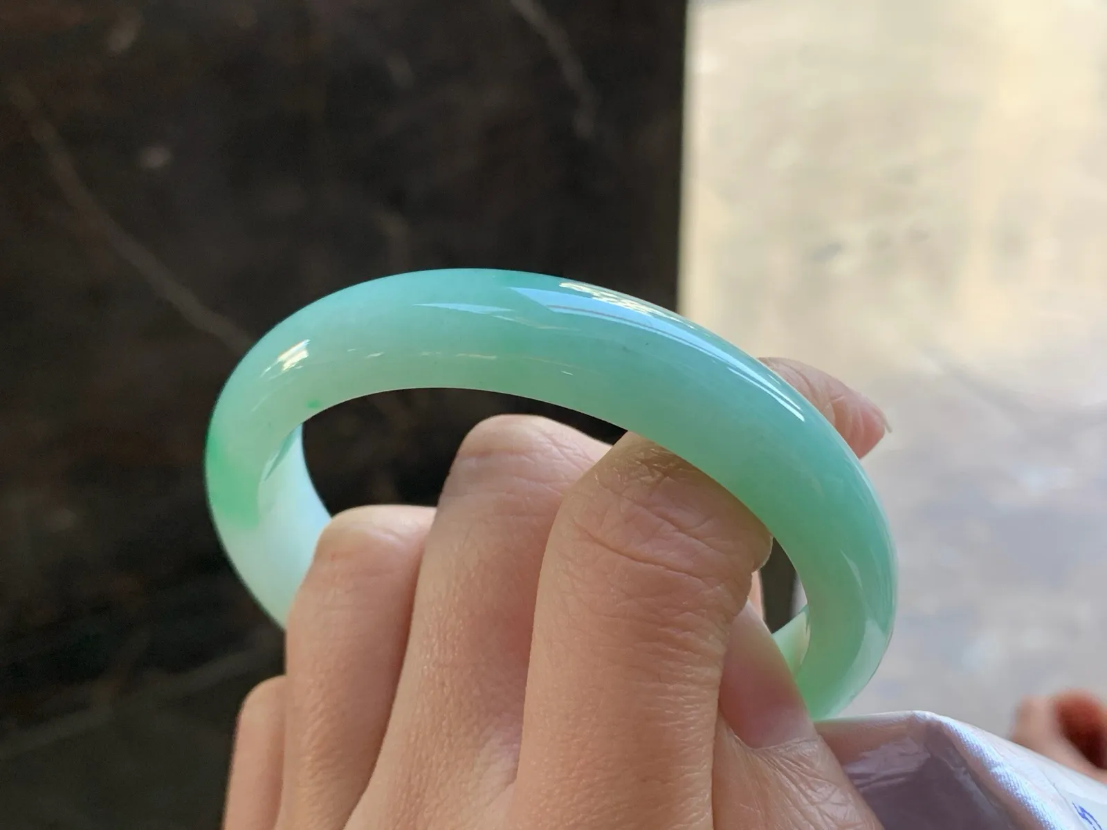 55.8-12.7-7.5 

晴率贵妃手镯^_^清新 正圈53可以带