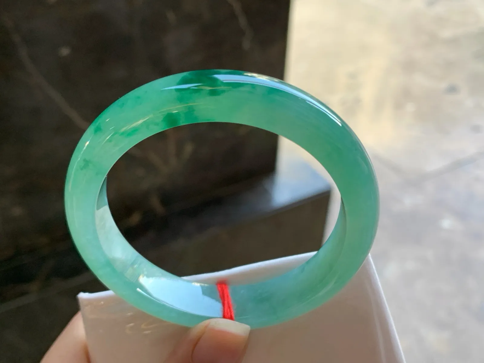 55-12-8.5

晴绿飘花手镯^_^清新