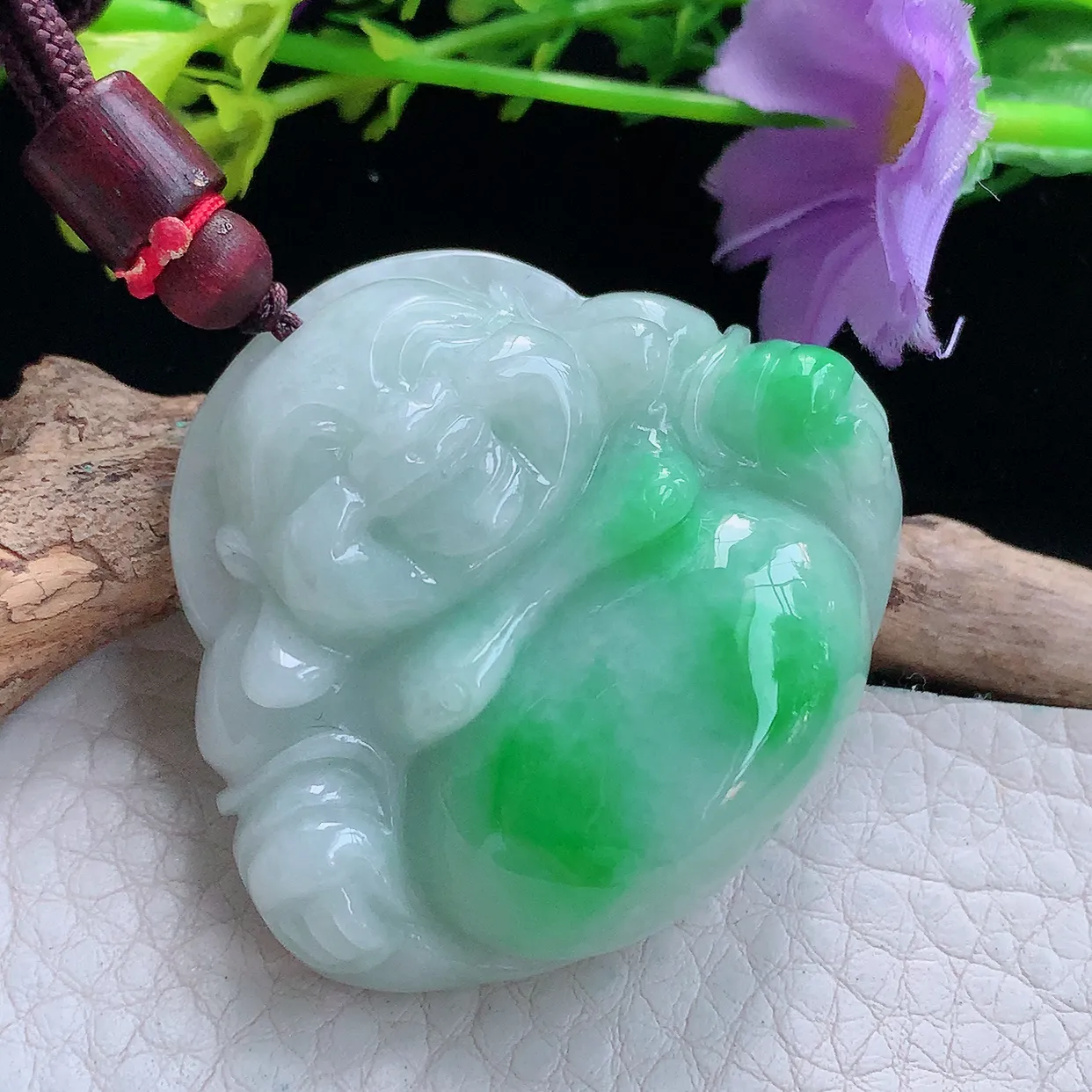 zen实拍39.2*44.5*12.8缅甸翡翠飘阳绿佛公 弥勒佛玉挂件 毛衣坠