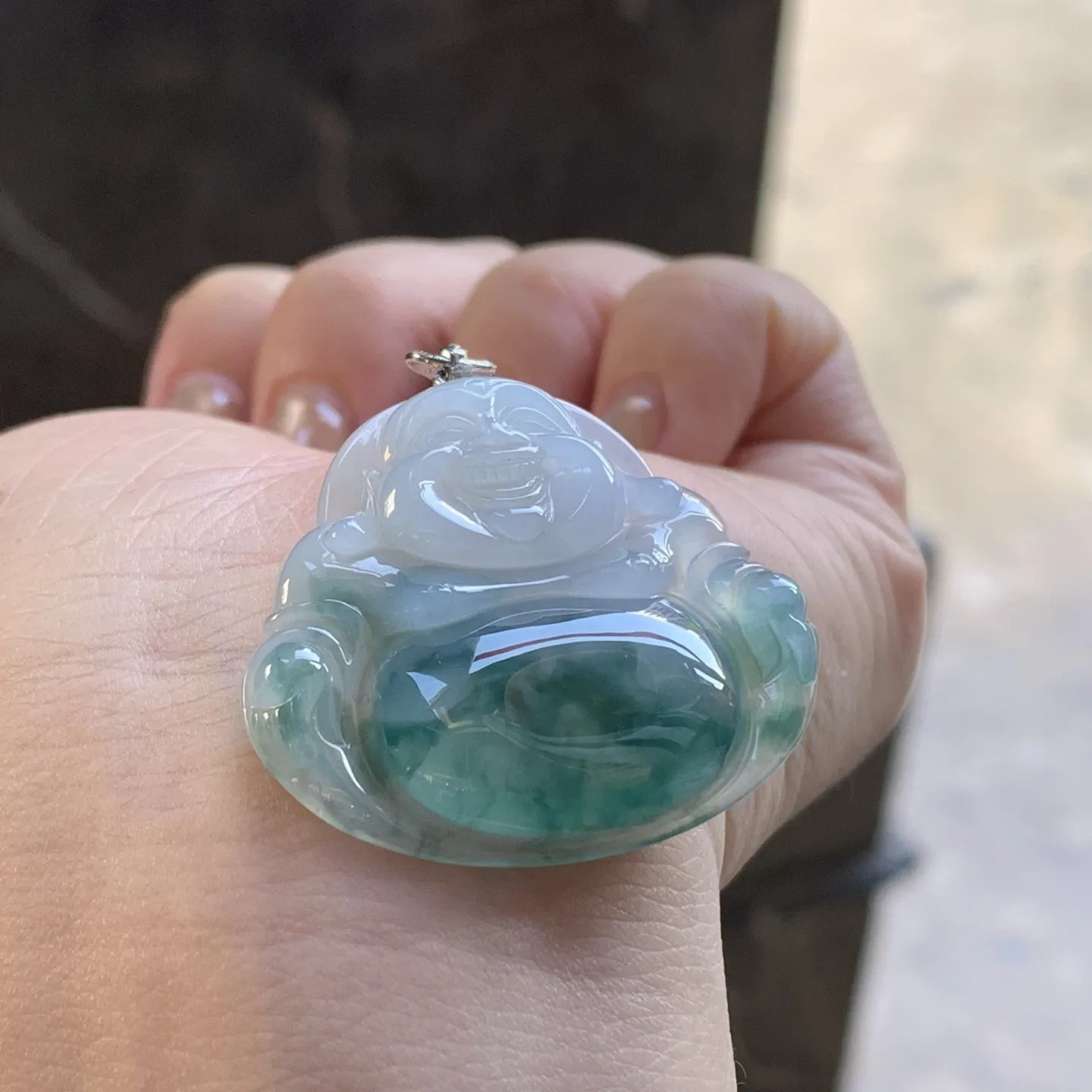 糯种飘花坐佛
笑口常开～