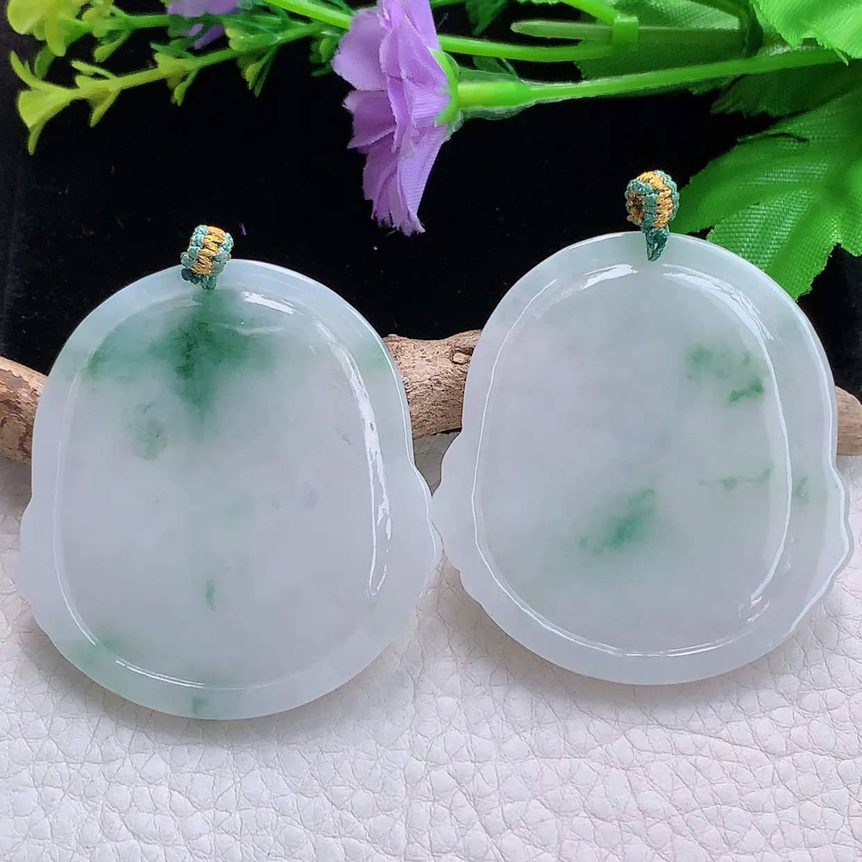 yn实拍53*48.8*5.2缅甸翡翠精雕飘花龙凤牌一对 龙凤呈祥玉项坠 玉挂件