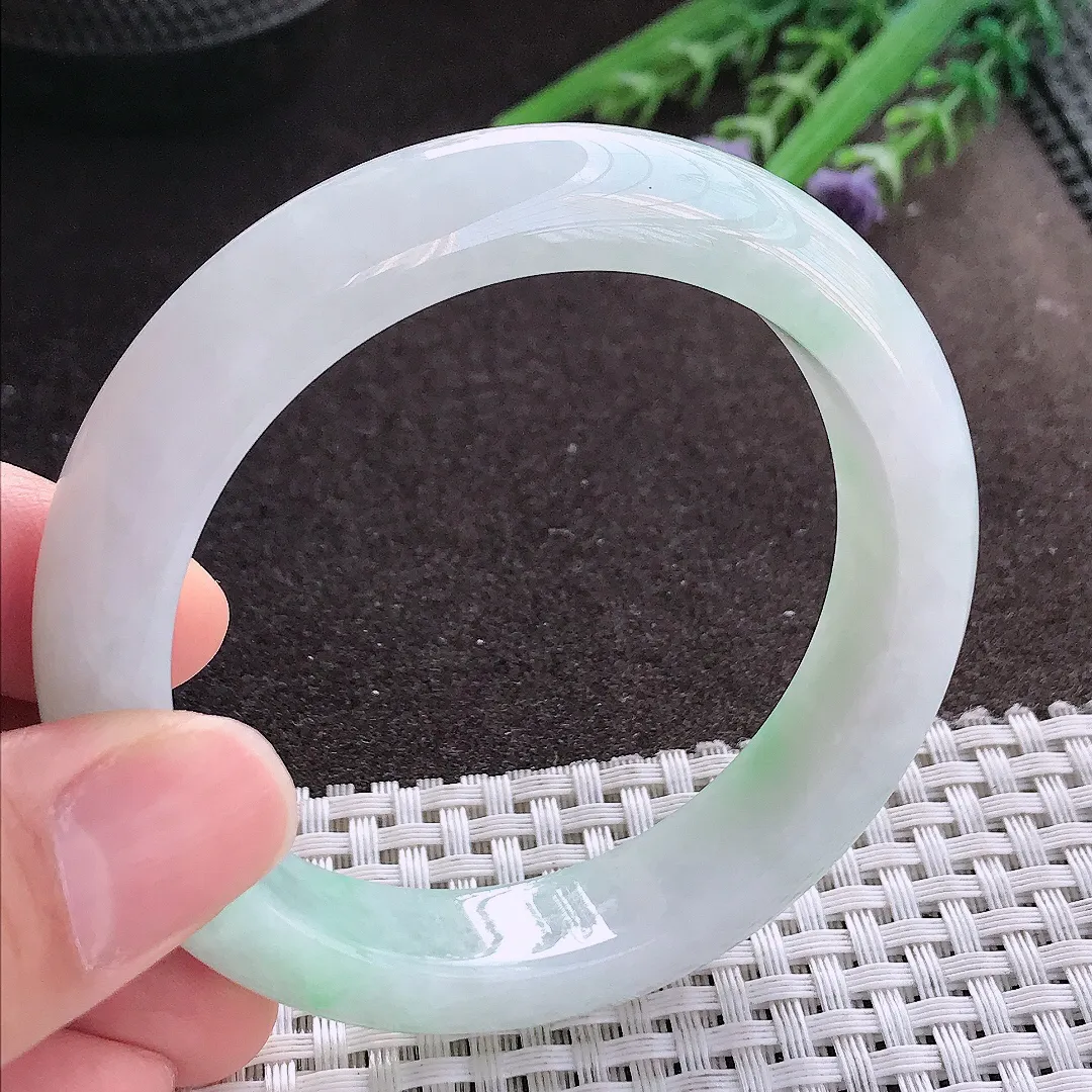 实拍A货翡翠55.5/12.7/8.8老坑冰润起胶飘阳绿手镯宽边玉镯手环