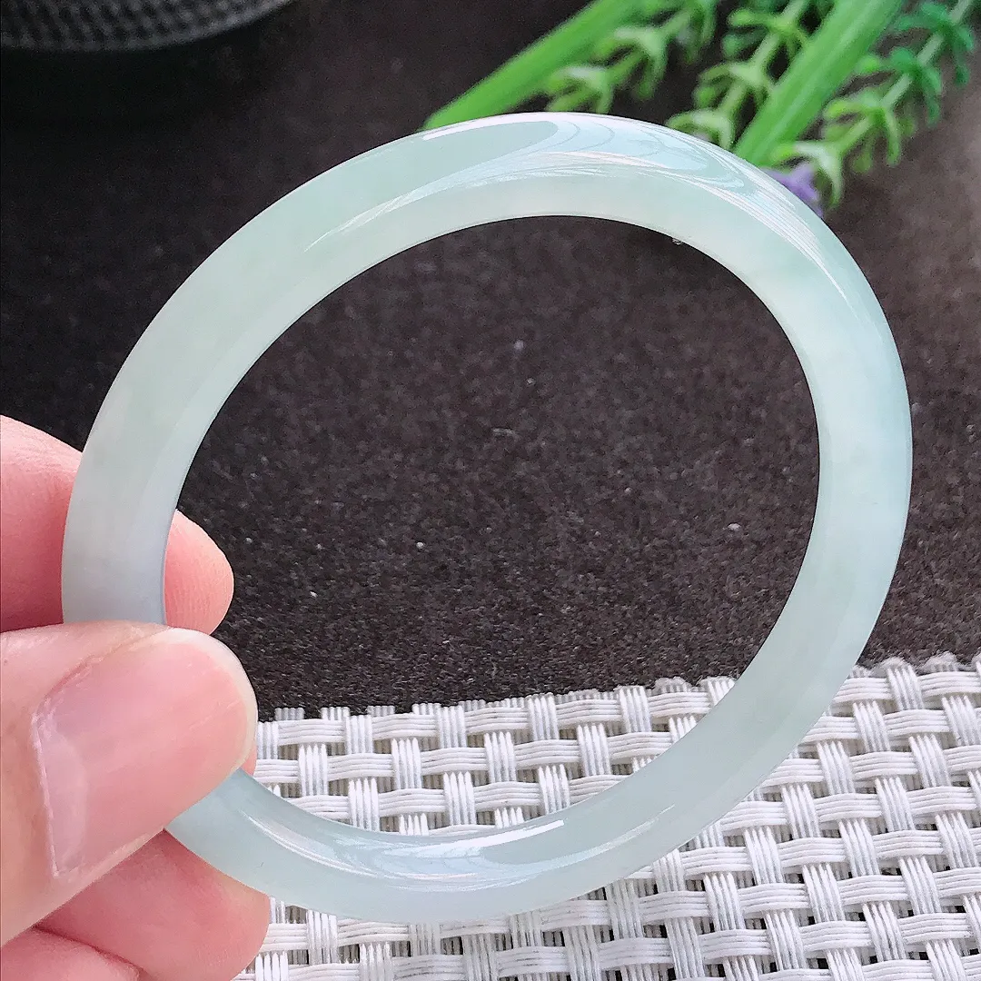 实拍A货翡翠52.5/6.6/7.2老坑冰透果冻胶冰晴圆条手镯细条玉镯手环