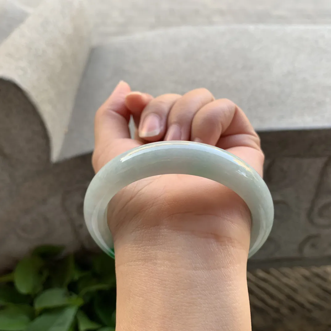 圈口56.8-12-8.7 【辣阳绿正圈手镯】正圈56 57可戴