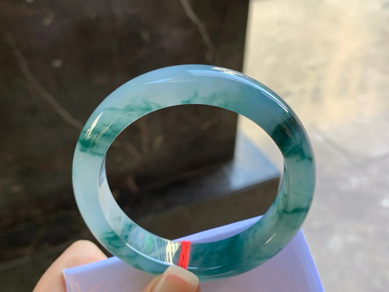 54-13.9-8.4

蓝花手镯^_^飘花浓郁 鲜艳