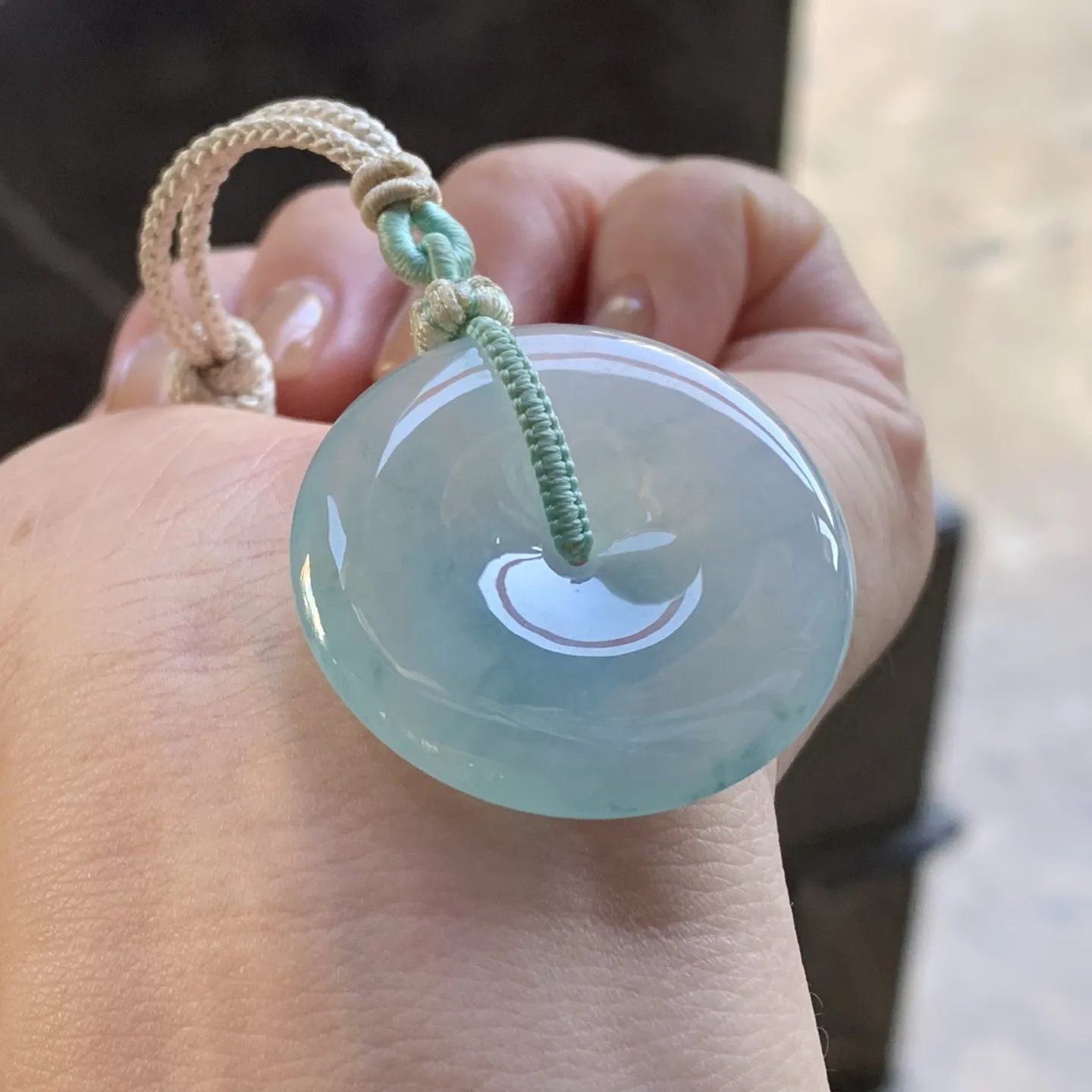 糯种飘花平安扣
平安顺遂～