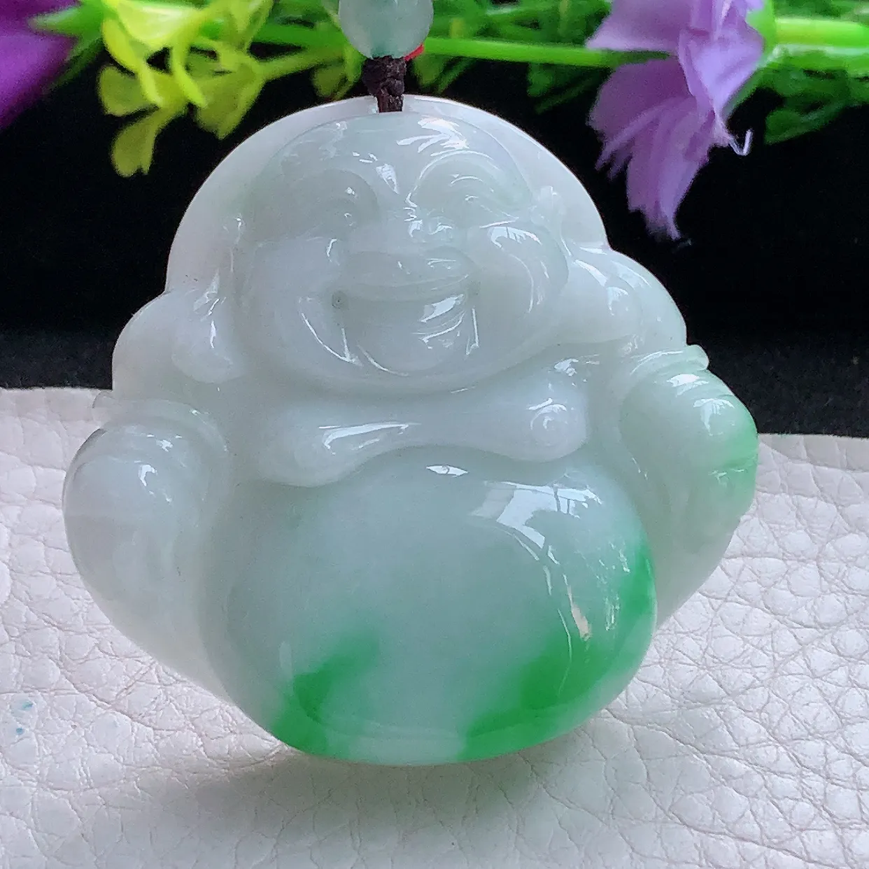 zen实拍45*48*12.3缅甸翡翠飘阳绿大佛公 弥勒佛玉挂件 毛衣坠