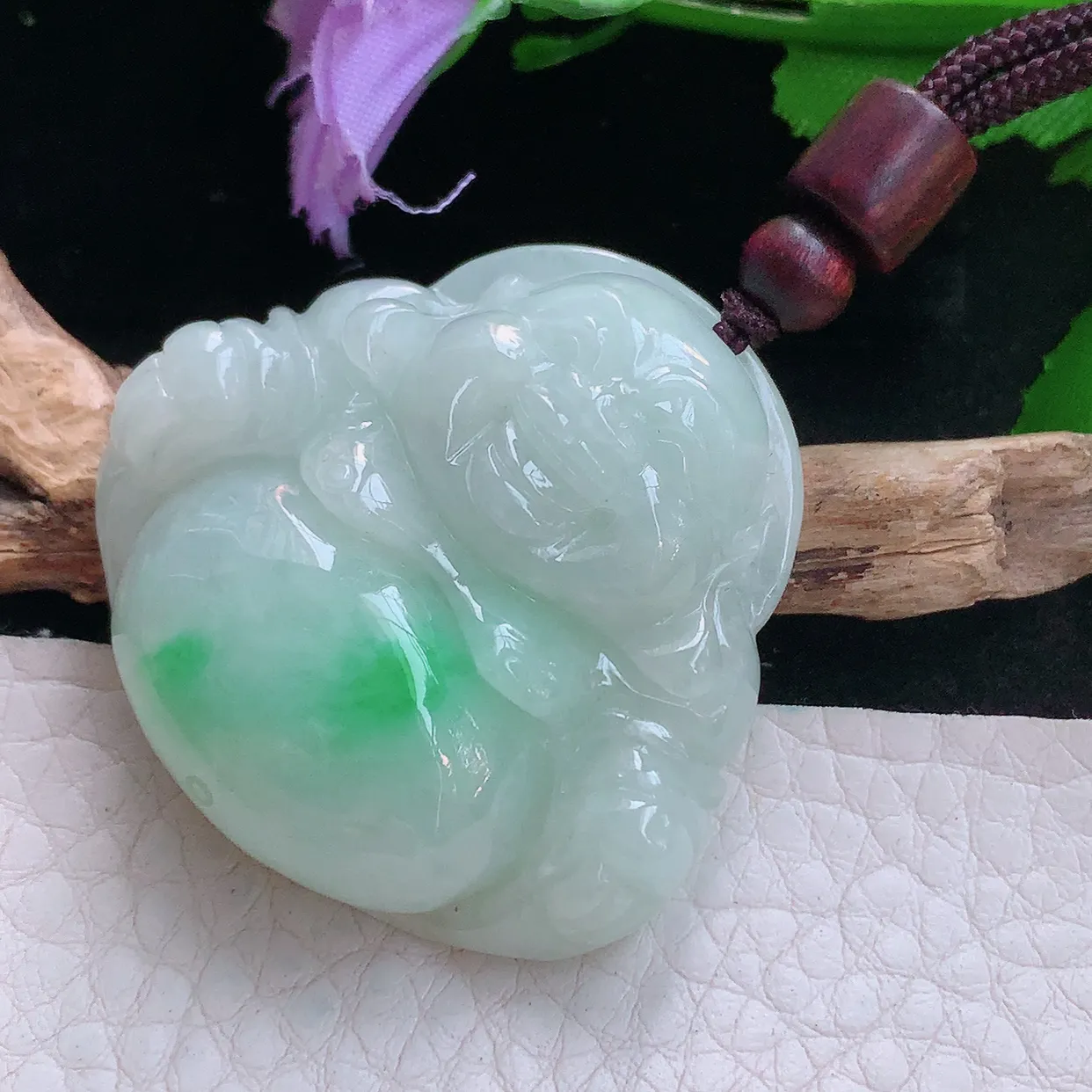 zen实拍38.2*40*12缅甸翡翠飘绿佛公 弥勒佛玉挂件 毛衣坠