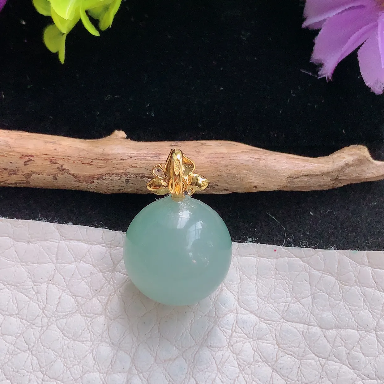 lz实拍21.8*15缅甸翡翠精雕冰晴圆圆满满 玉珠子玉项坠 玉挂件