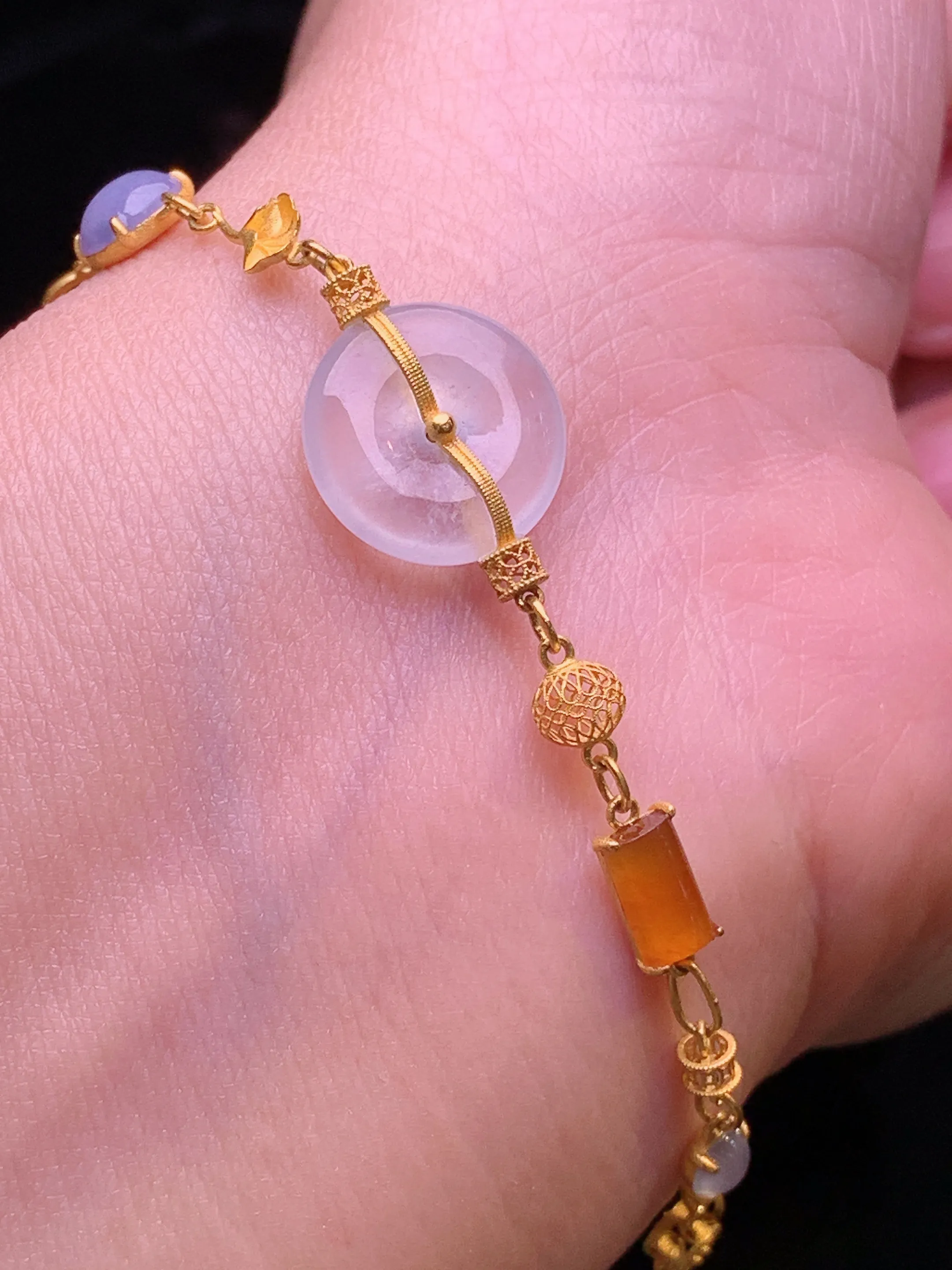 18k金镶嵌冰种平安扣手链 玉质细腻 色泽清新艳丽 整体尺寸12.8*3.5