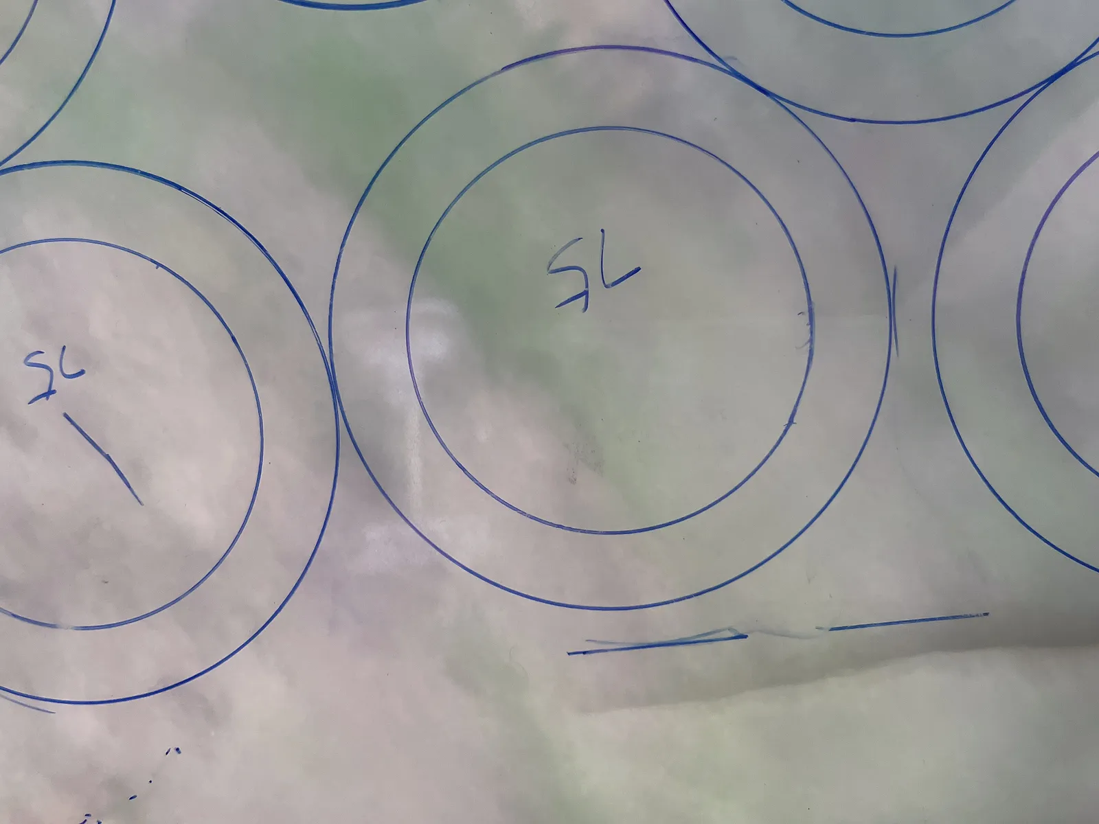 翡翠板料，⭕️正圈最大做59，圆条最大做55