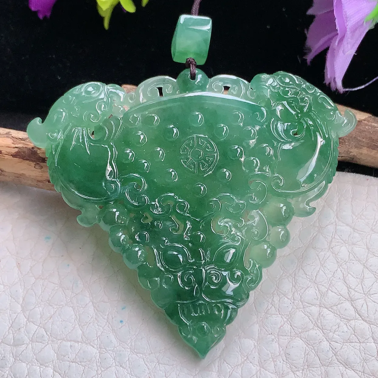 lz实拍50.2*57.8*5.8缅甸翡翠特色双龙护主 龙行天下玉项坠 玉挂件