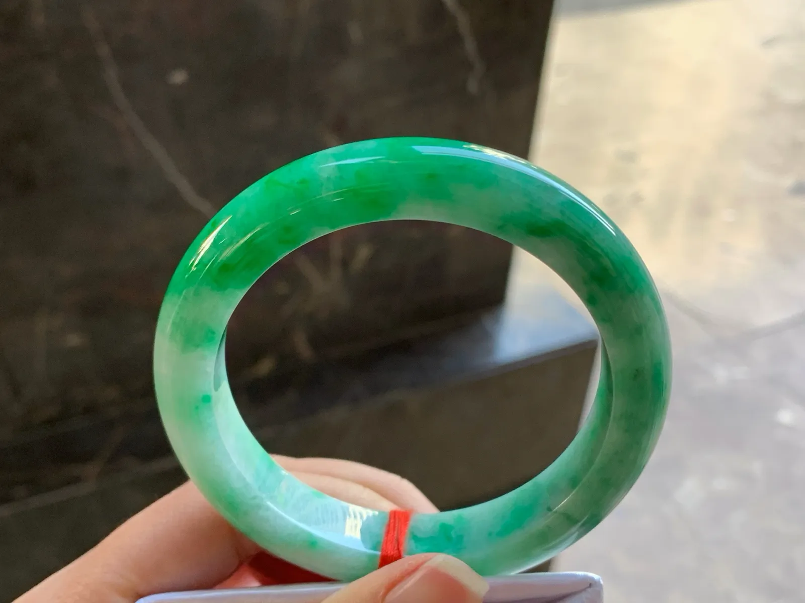 60-12.4-10

辣绿色手镯^_^鲜艳