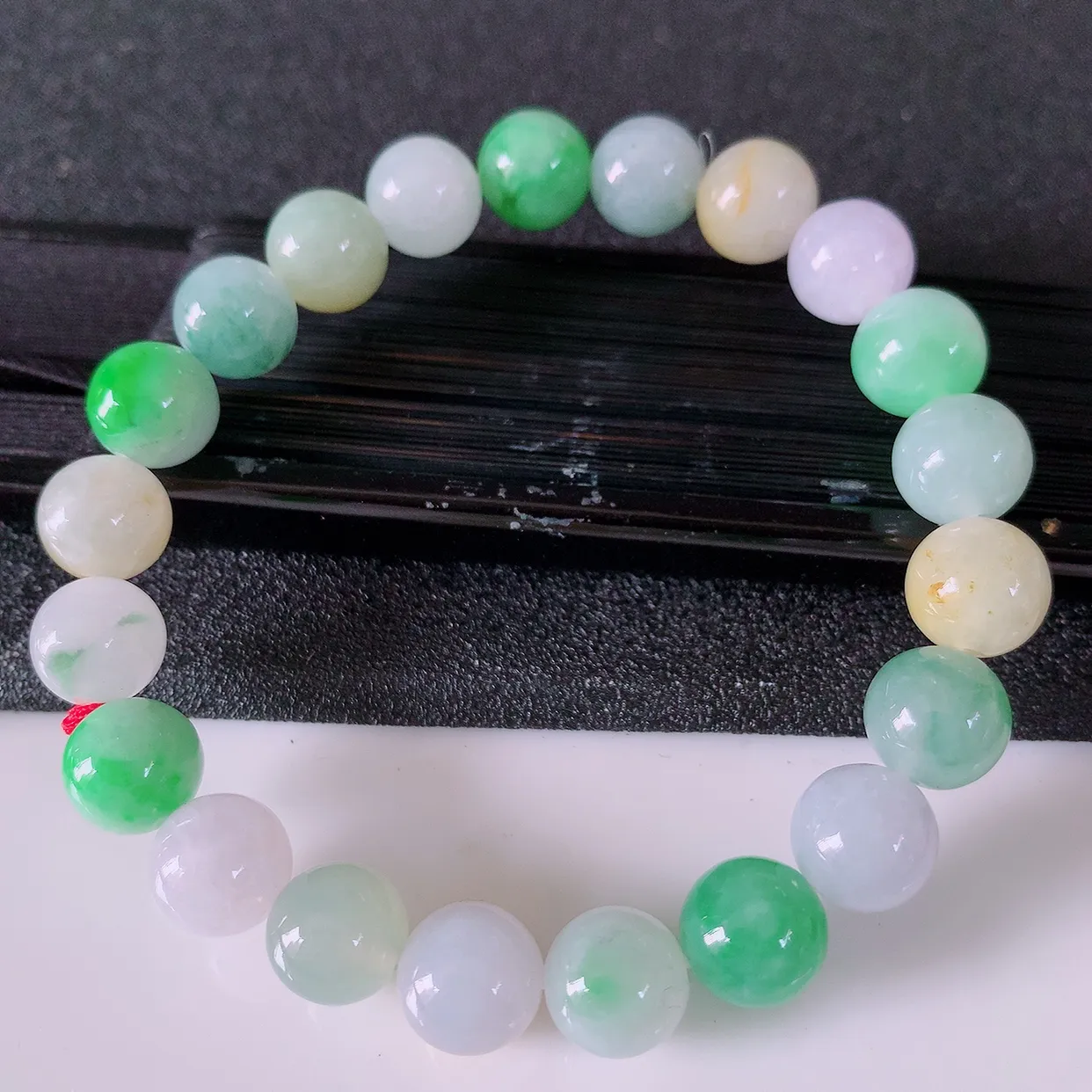 自然光实拍，冰润多宝翡翠手链，多彩翡翠手串，颜色丰富，料子细腻，高档大气，自戴送礼佳品！#46.4取一尺寸9.6