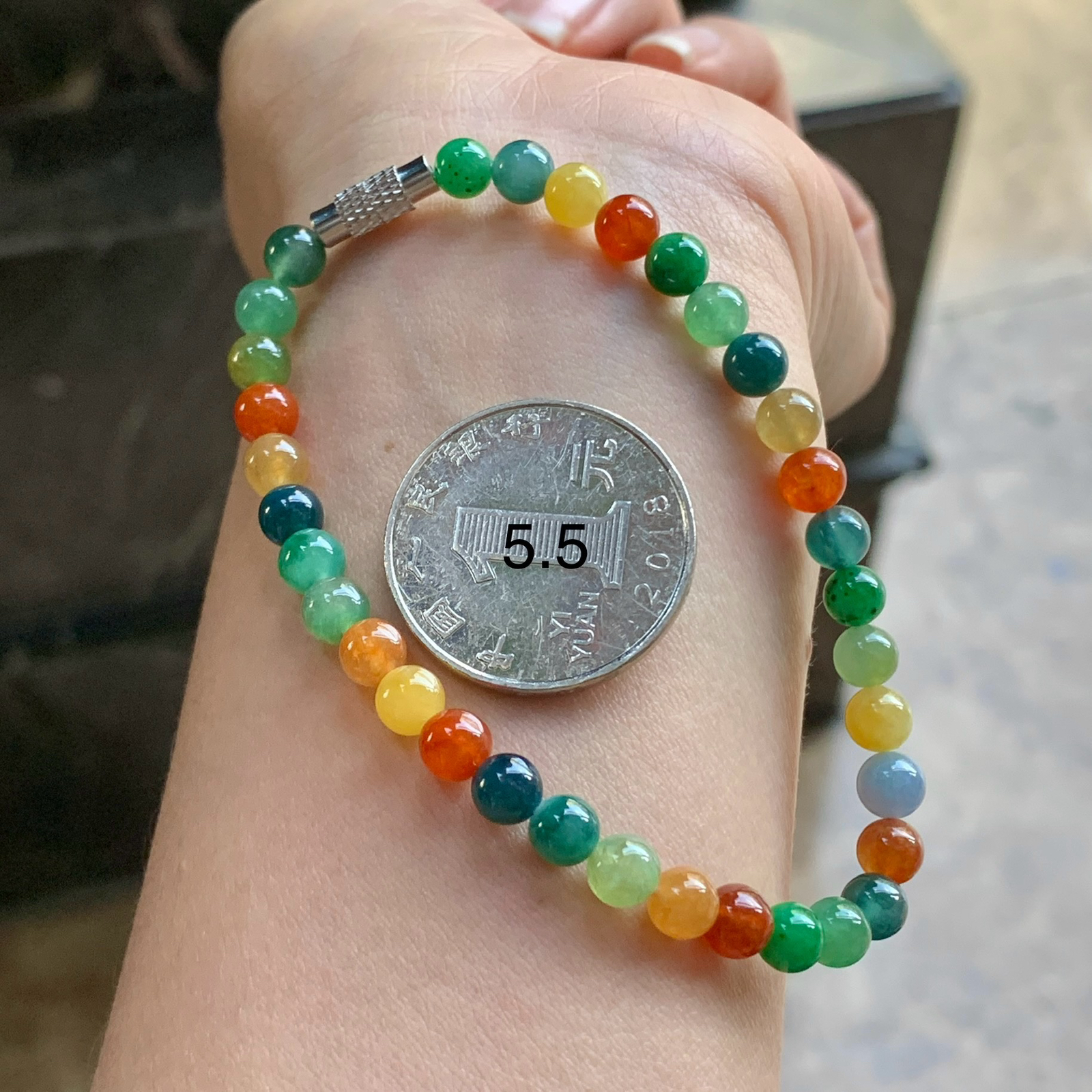 多彩手串^_^鲜艳 浓郁 玉质温润