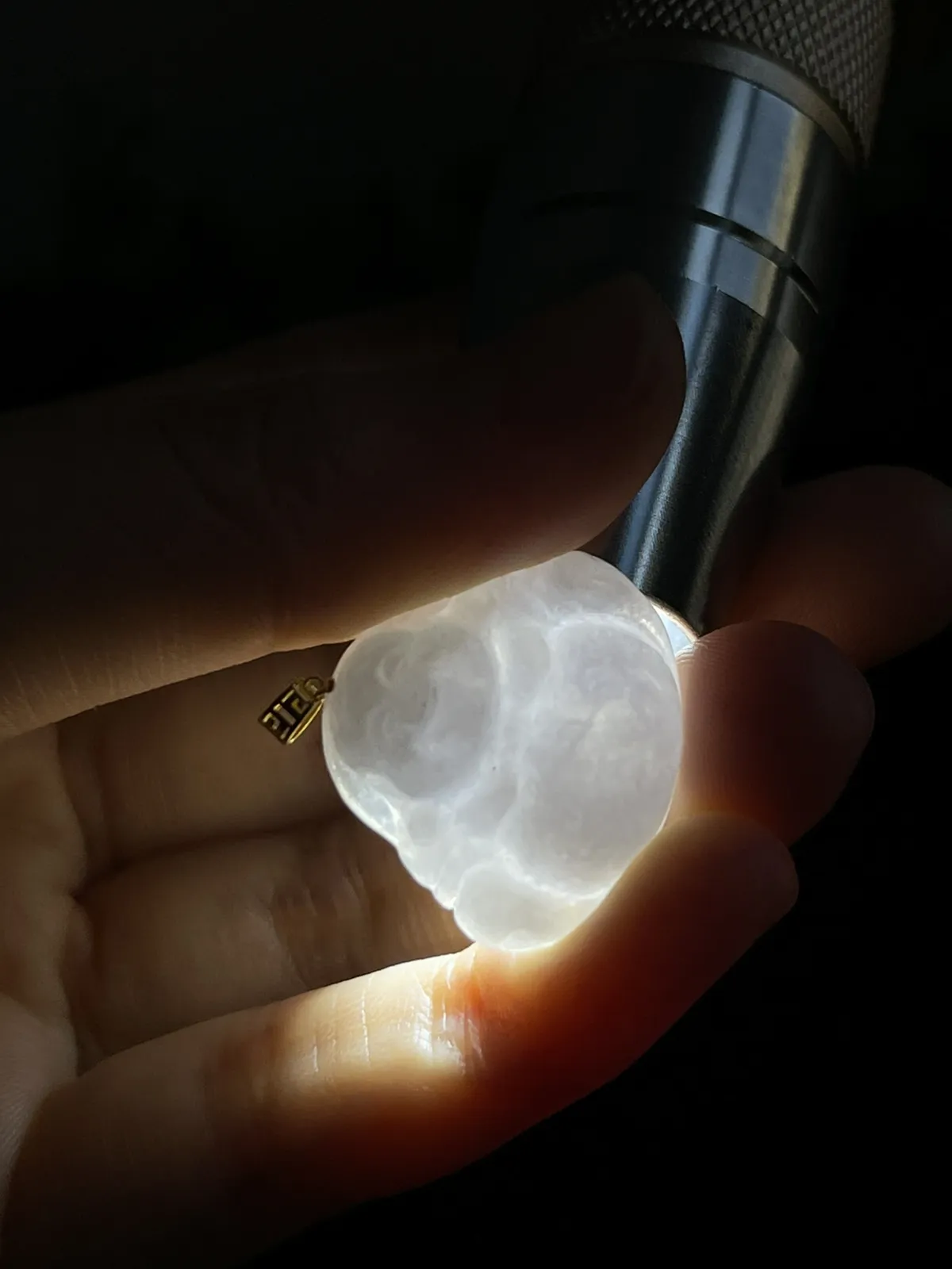 翡翠吊坠，印记：G18K