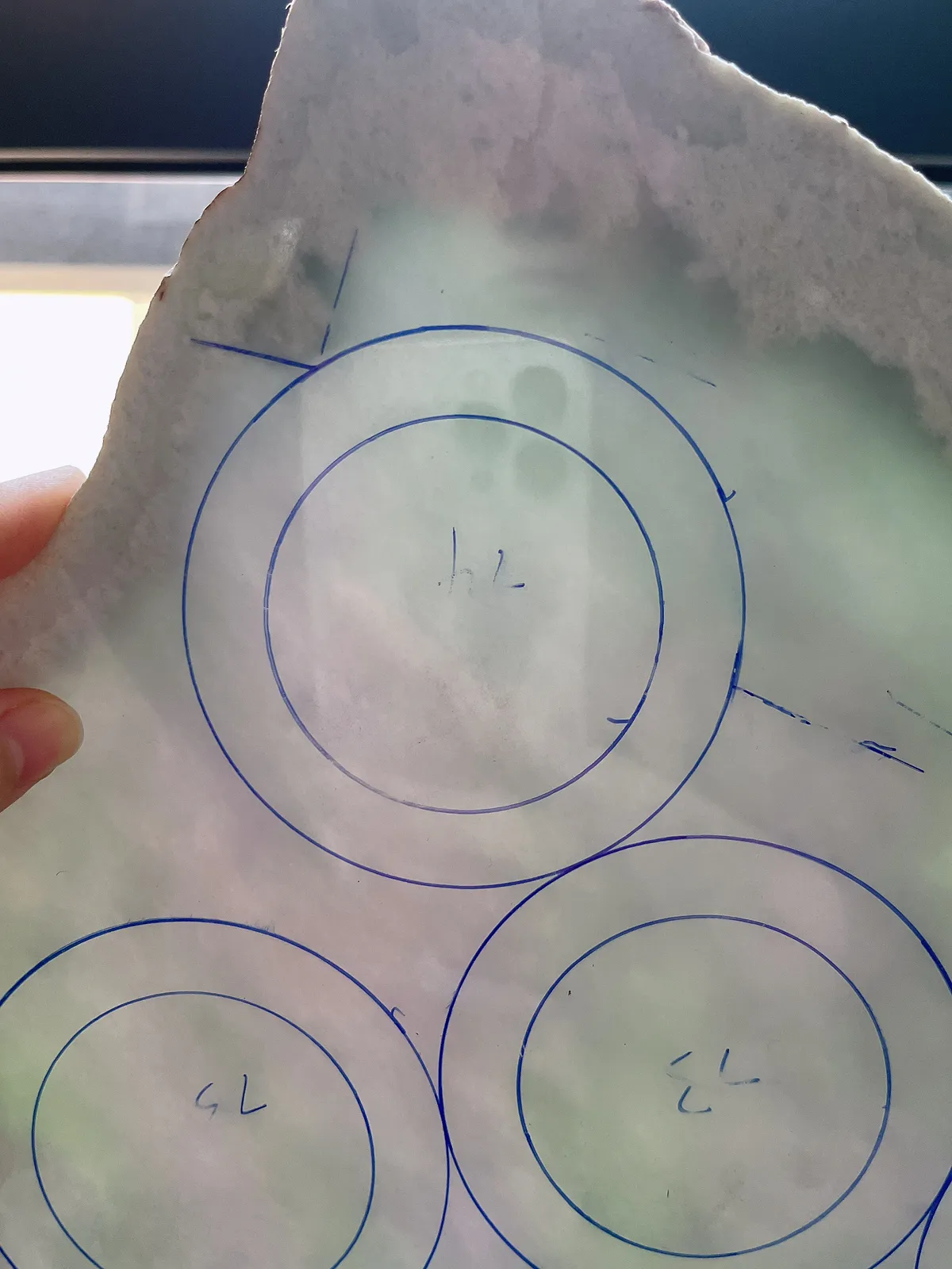 翡翠板料，⭕️正圈最大做58，圆条最大做54