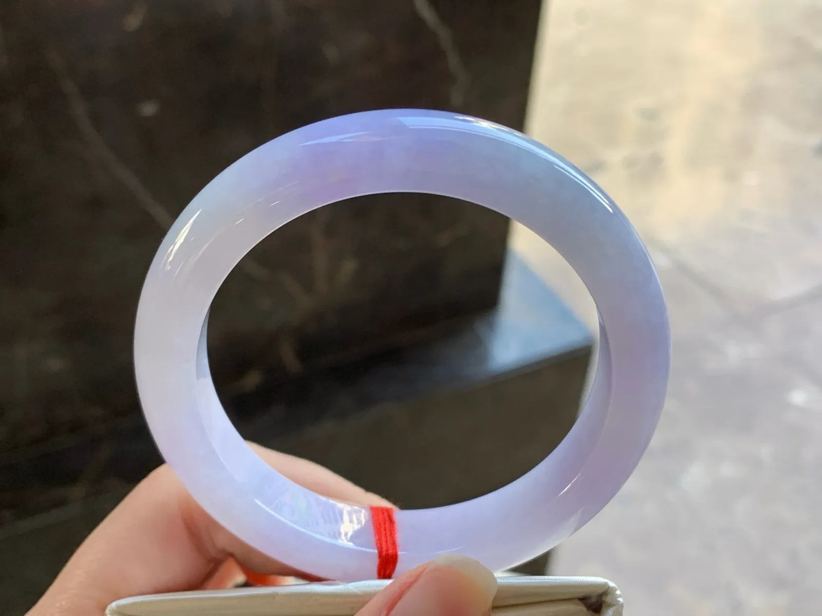 57.5-12.2-9.3

紫罗兰手镯^_^玉质温润 细腻 清新