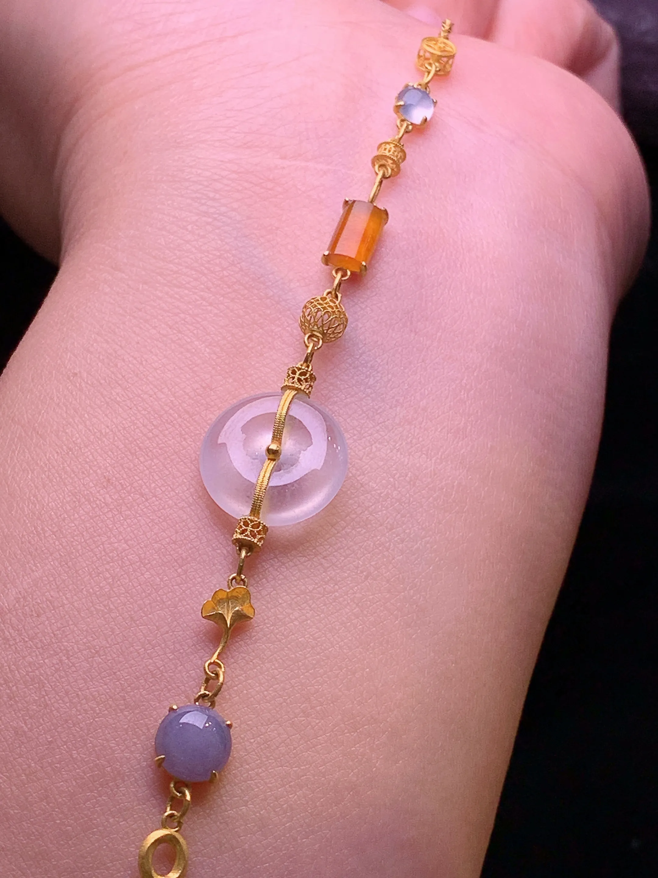 18k金镶嵌冰种平安扣手链 玉质细腻 色泽清新艳丽 整体尺寸12.8*3.5