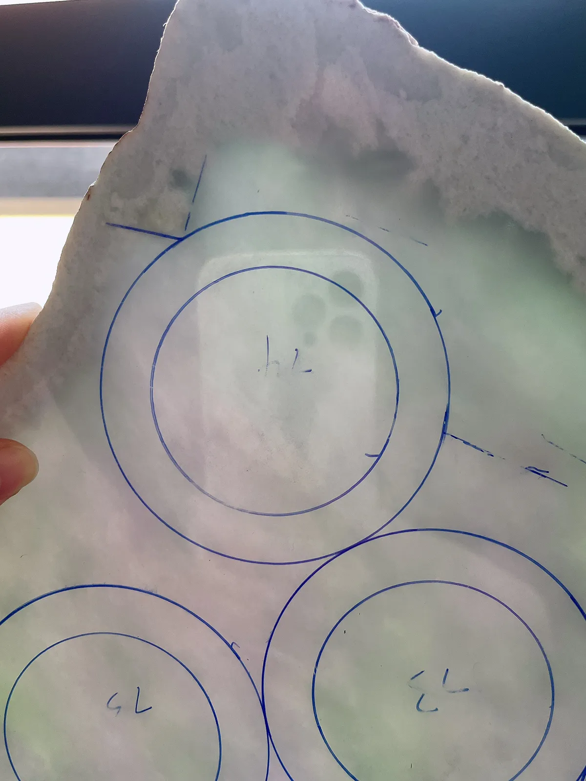 翡翠板料，⭕️正圈最大做58，圆条最大做54