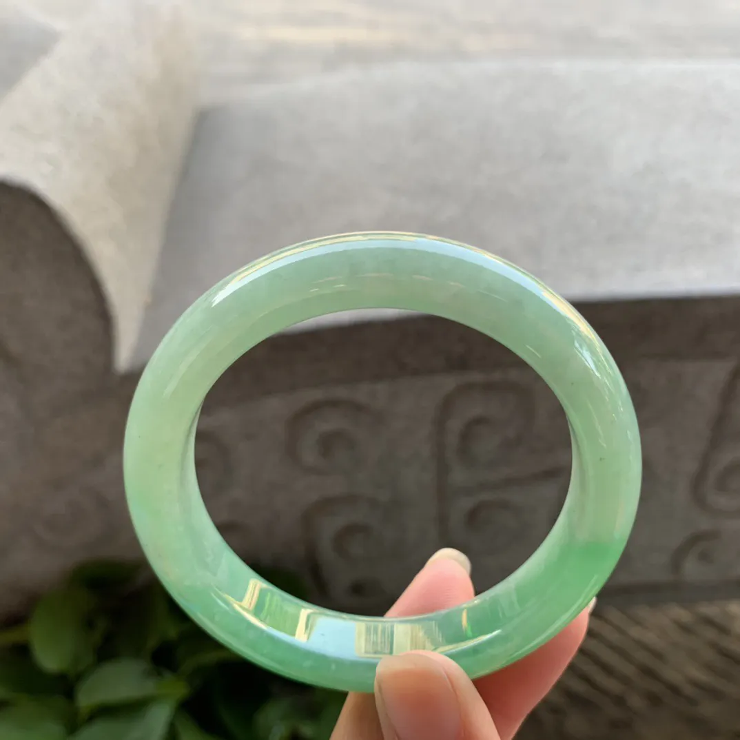 圈口56.6-12.9-8.9 【满绿正圈手镯】正圈56 57可戴 冰透水润