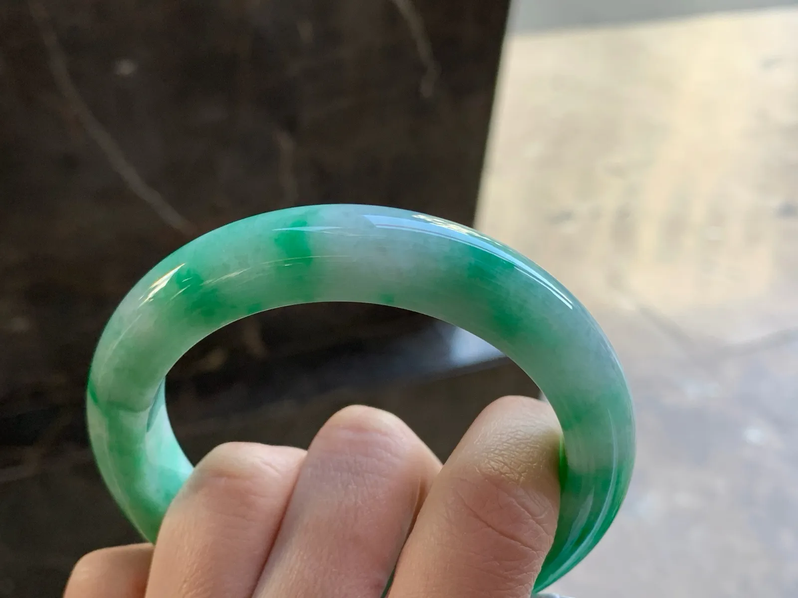 60-12.4-10

辣绿色手镯^_^鲜艳