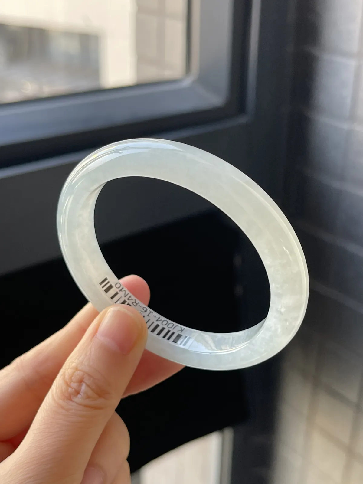 贵妃镯54.6圈口，翡翠冰糯种白色手镯