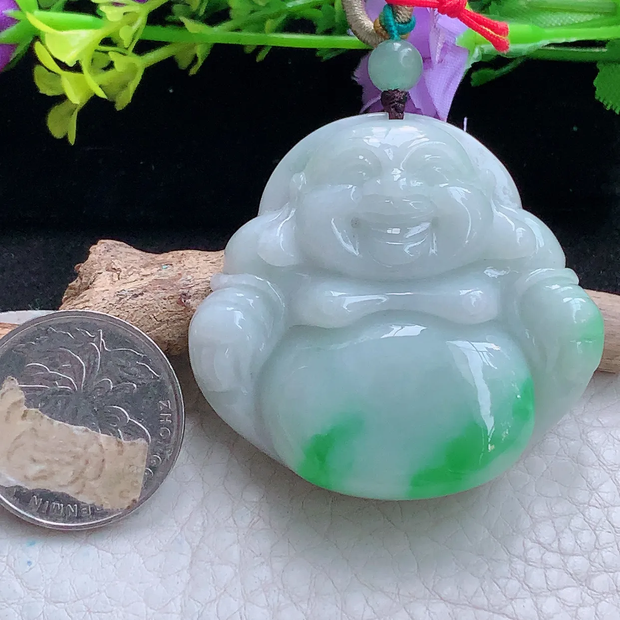 zen实拍45*48*12.3缅甸翡翠飘阳绿大佛公 弥勒佛玉挂件 毛衣坠