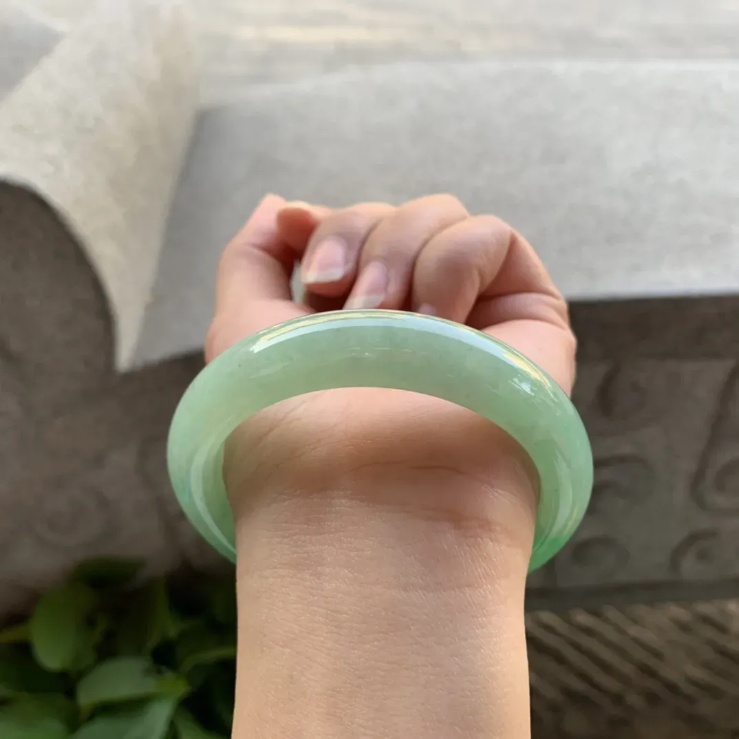 圈口56.6-12.9-8.9 【满绿正圈手镯】正圈56 57可戴 冰透水润
