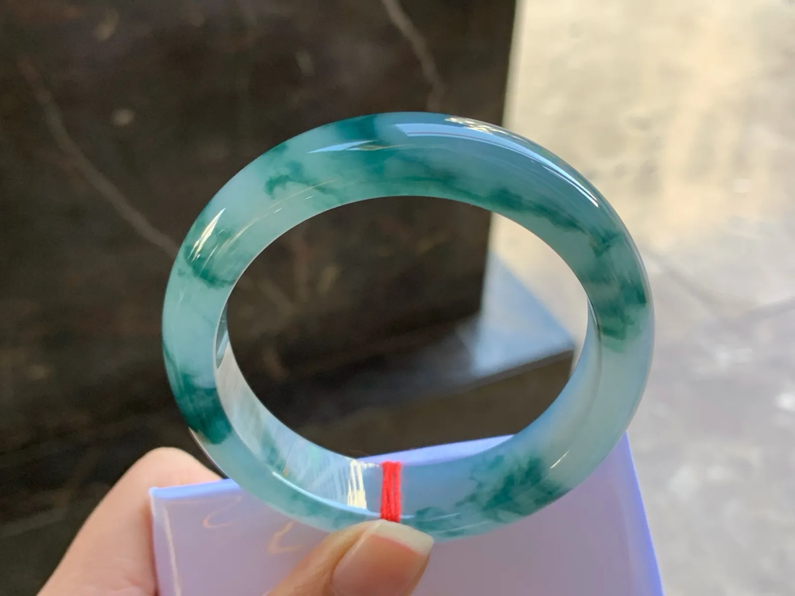 54-13.9-8.4

蓝花手镯^_^飘花浓郁 鲜艳