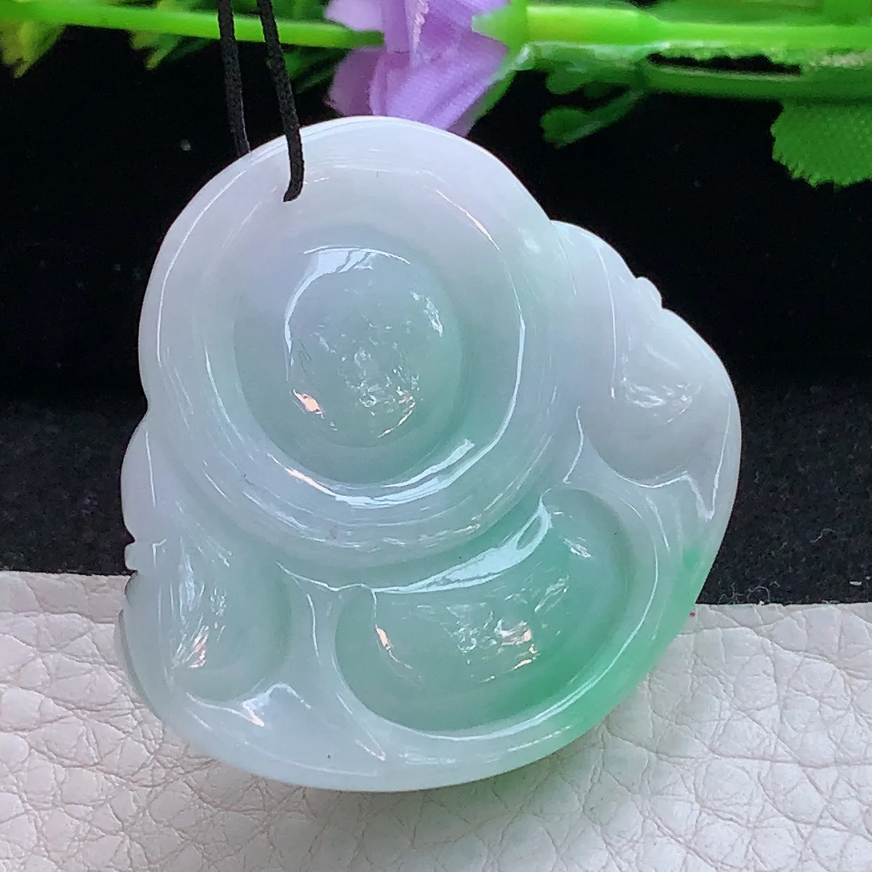 zen实拍39*41.8*12.5缅甸翡翠春带彩佛公 弥勒佛玉挂件 毛衣坠