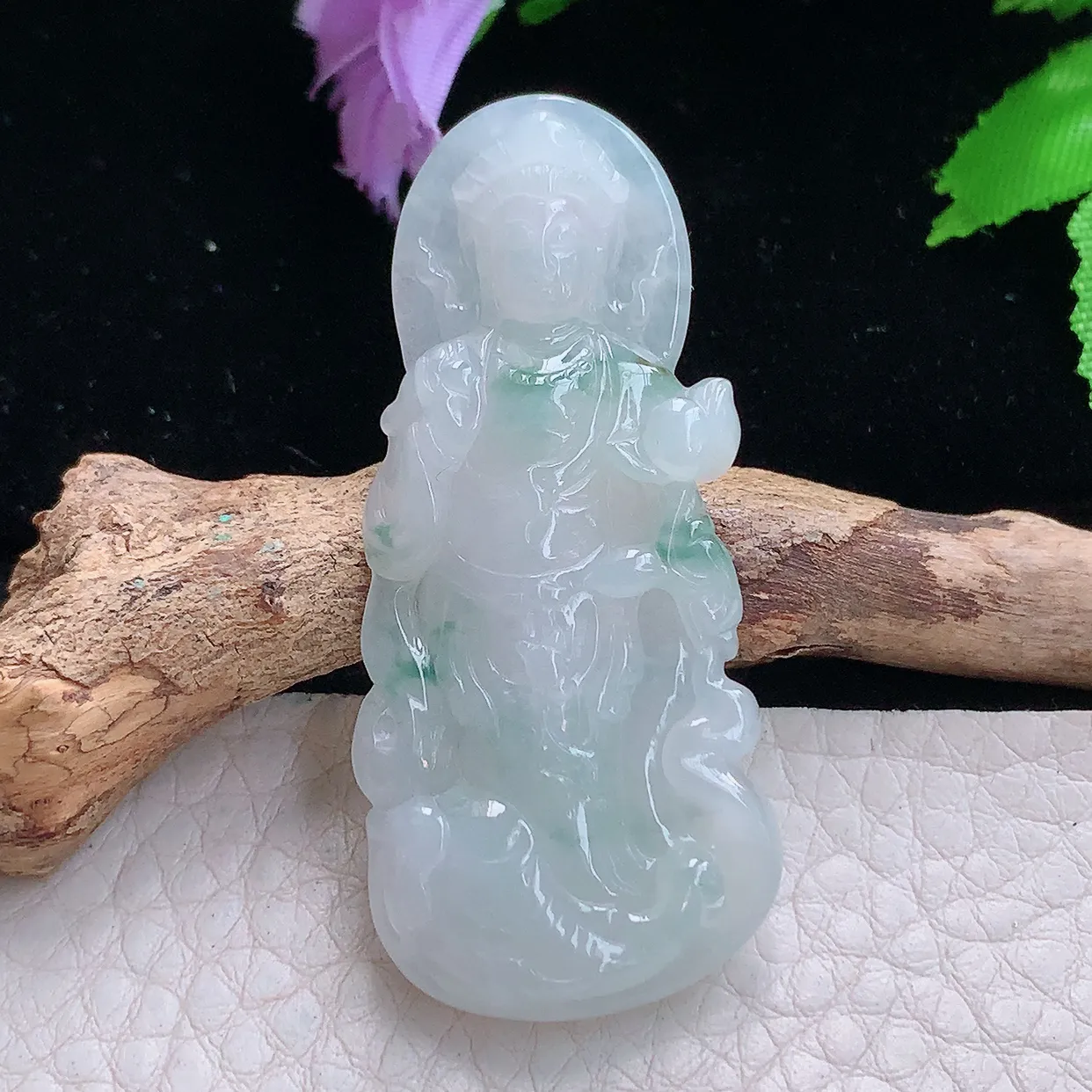 yn实拍50.8*22.8*5.3缅甸翡翠精雕冰飘花自在观音 站观音玉项坠 玉挂件