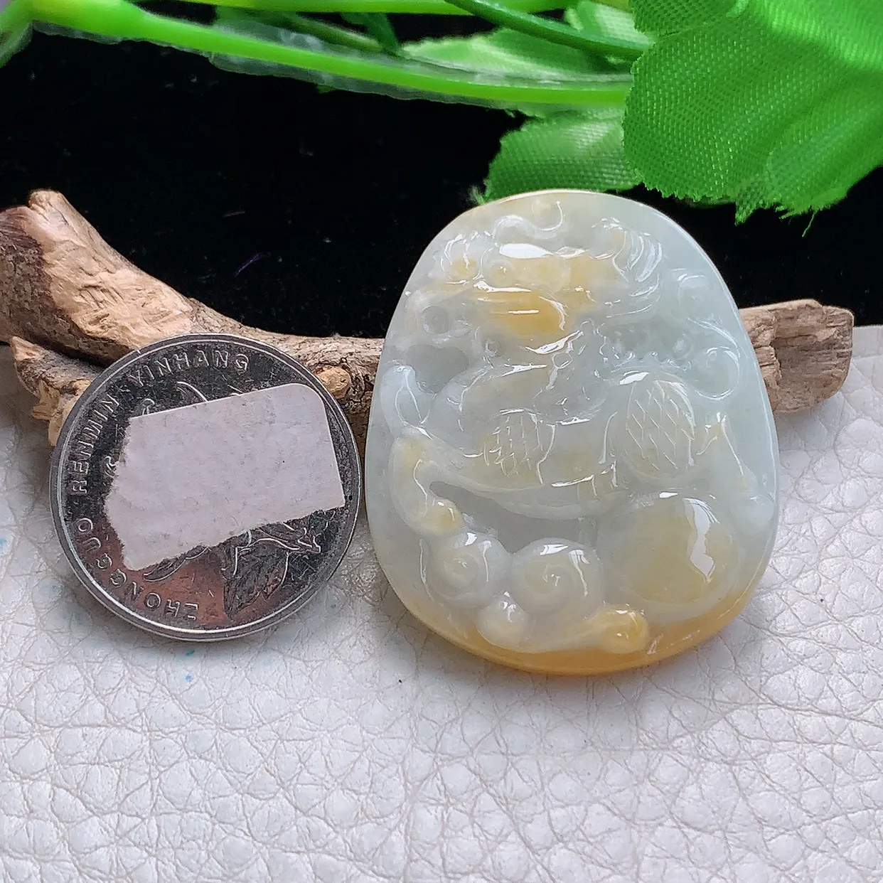 ajj实拍40.5*33.5*6.3缅甸翡翠精雕双彩麒麟献瑞玉项坠 玉挂件