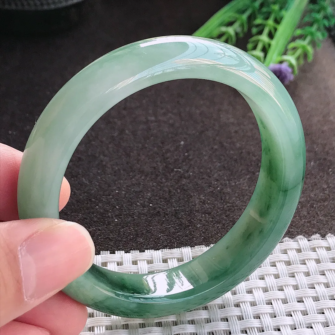 实拍A货翡翠54.5/13.3/8老坑冰胶水灵飘花手镯宽边玉镯手环
