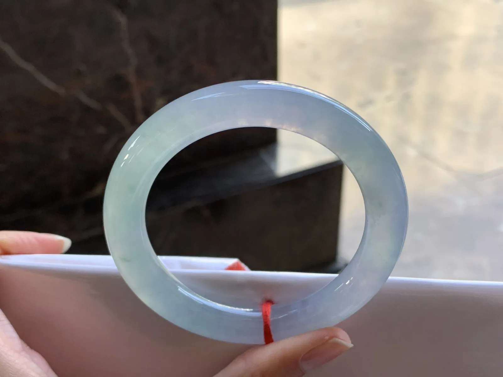 56-10.4

冰种圆条手镯^_^冰透 清新