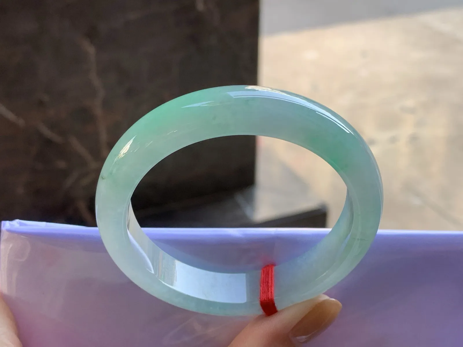 55.5-13.2-8.2

糯冰晴绿手镯^_^
颜色漂亮