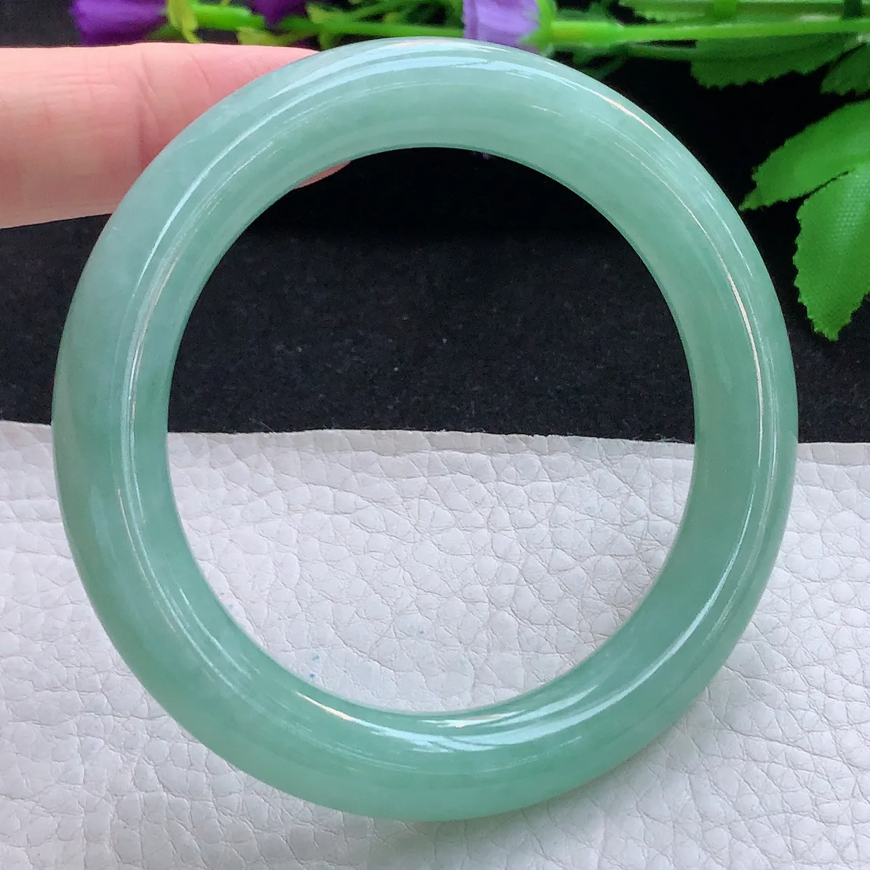 n实拍56.5*10.5美人镯 天然缅甸翡翠玉手镯水润甜绿圆条玉手环