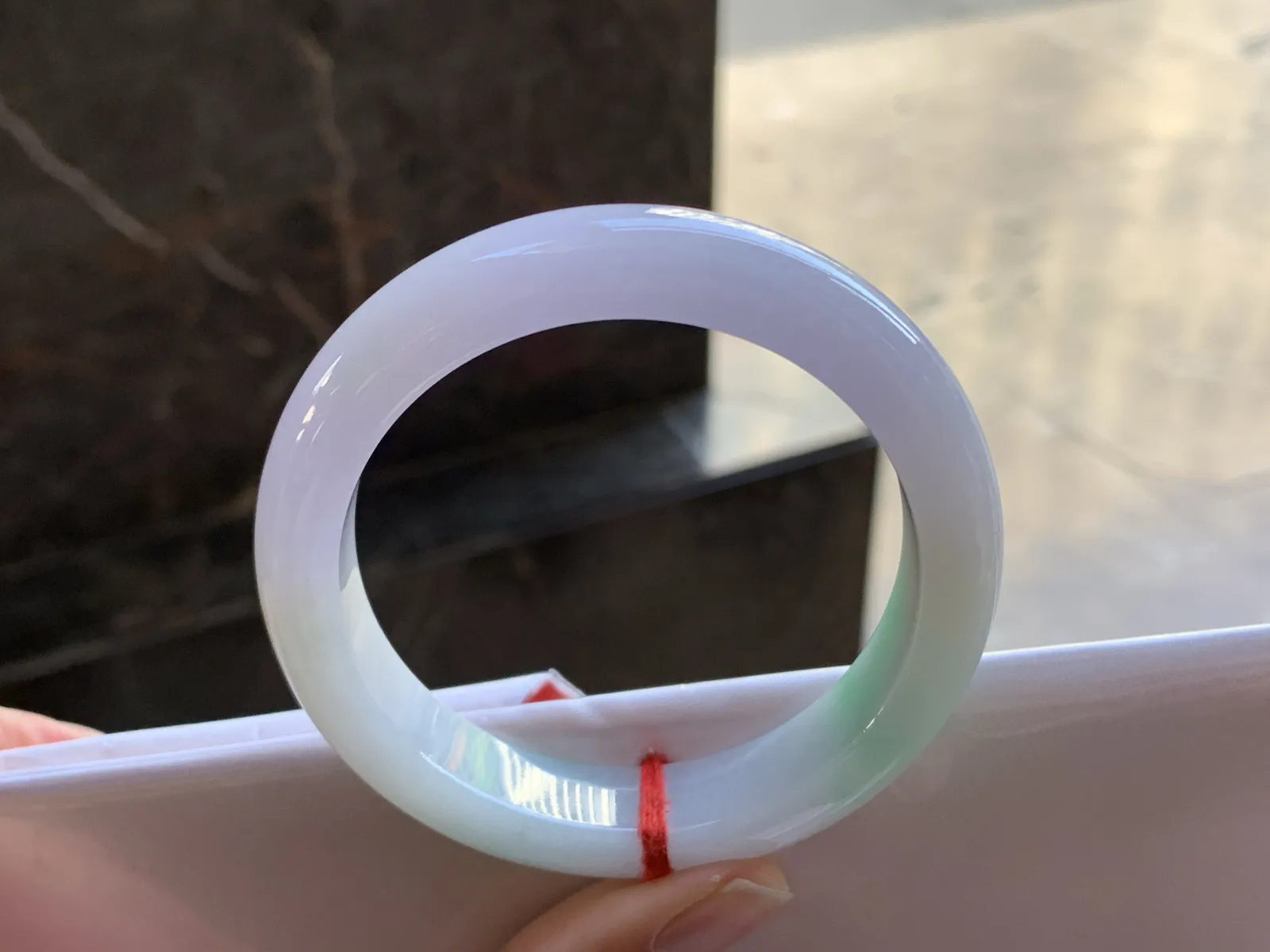 54-12.6-8.8

春带彩手镯^_^玉质温润