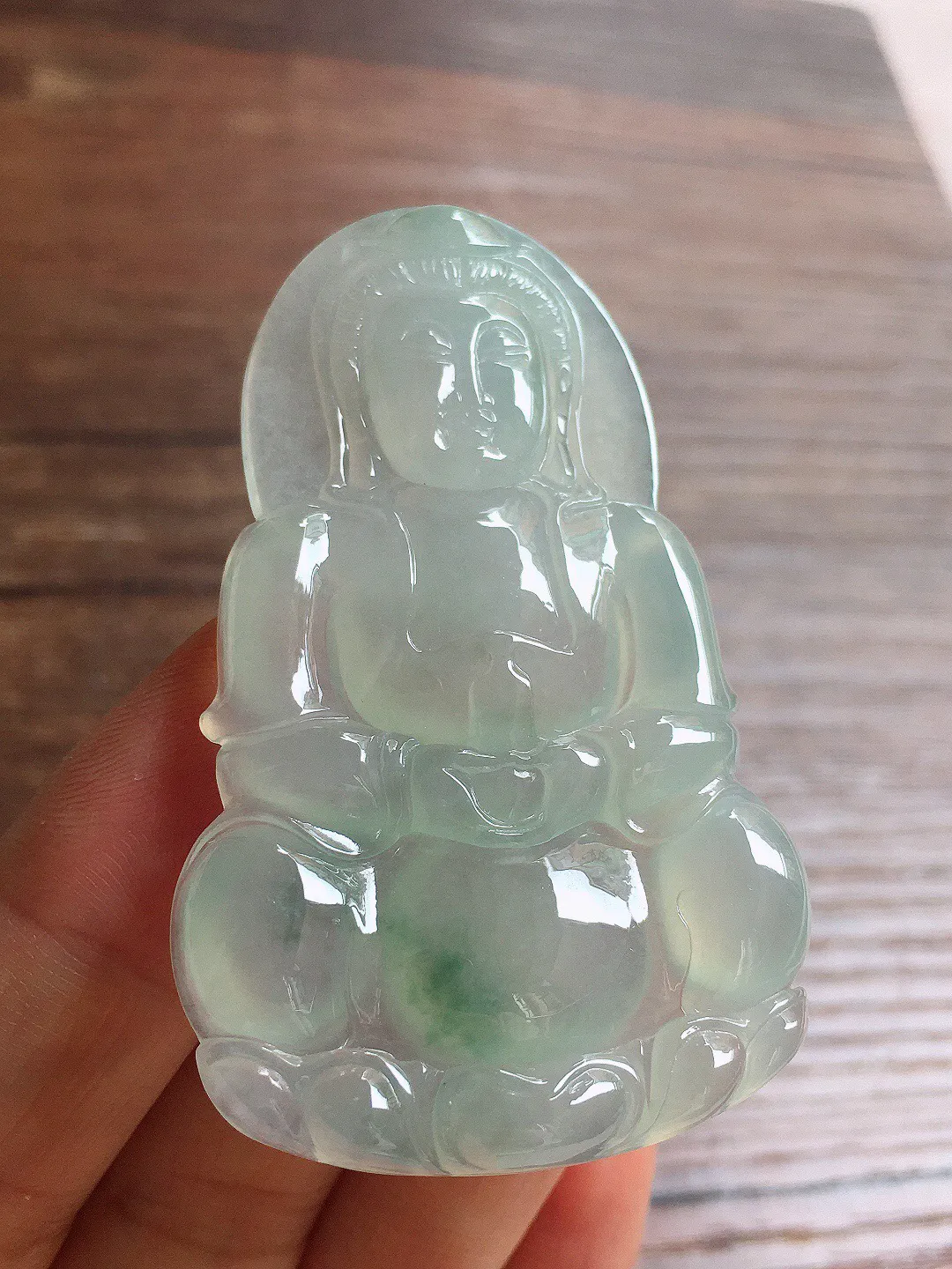 冰飘花观音，冰润细腻，品相好，种水足，001 尺寸59.2*36.9*5.7