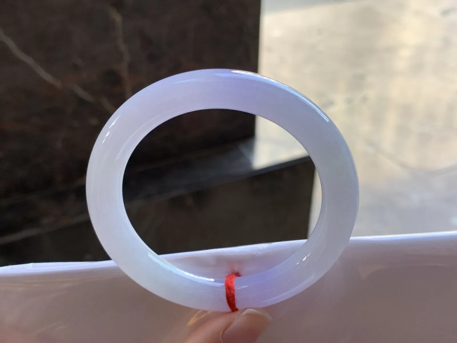 53-9.5

紫罗兰圆条手镯^_^玉质温润