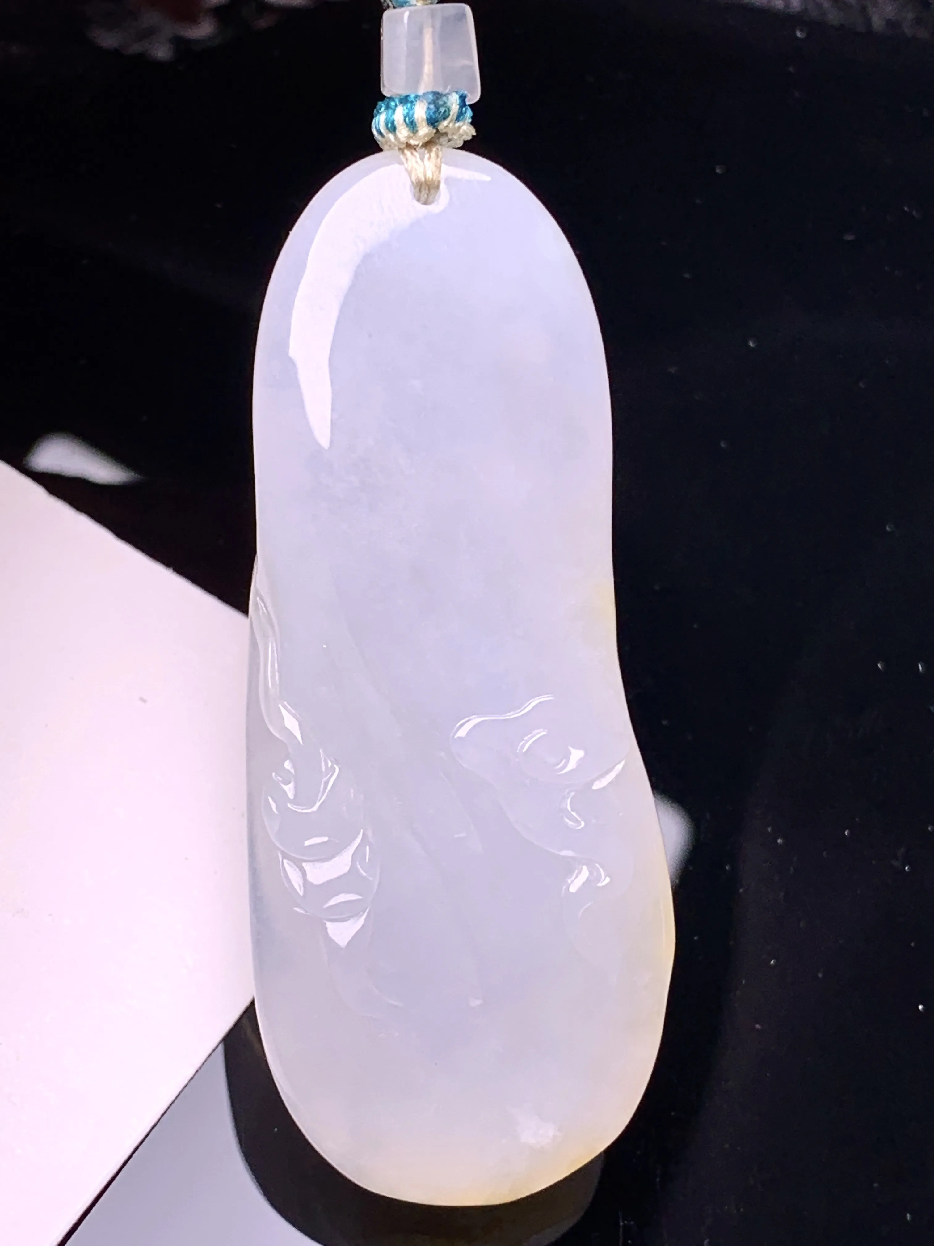 飘黄翡逍遥佛公吊坠 玉质细腻 色泽艳丽清新 整体尺寸57*23*9