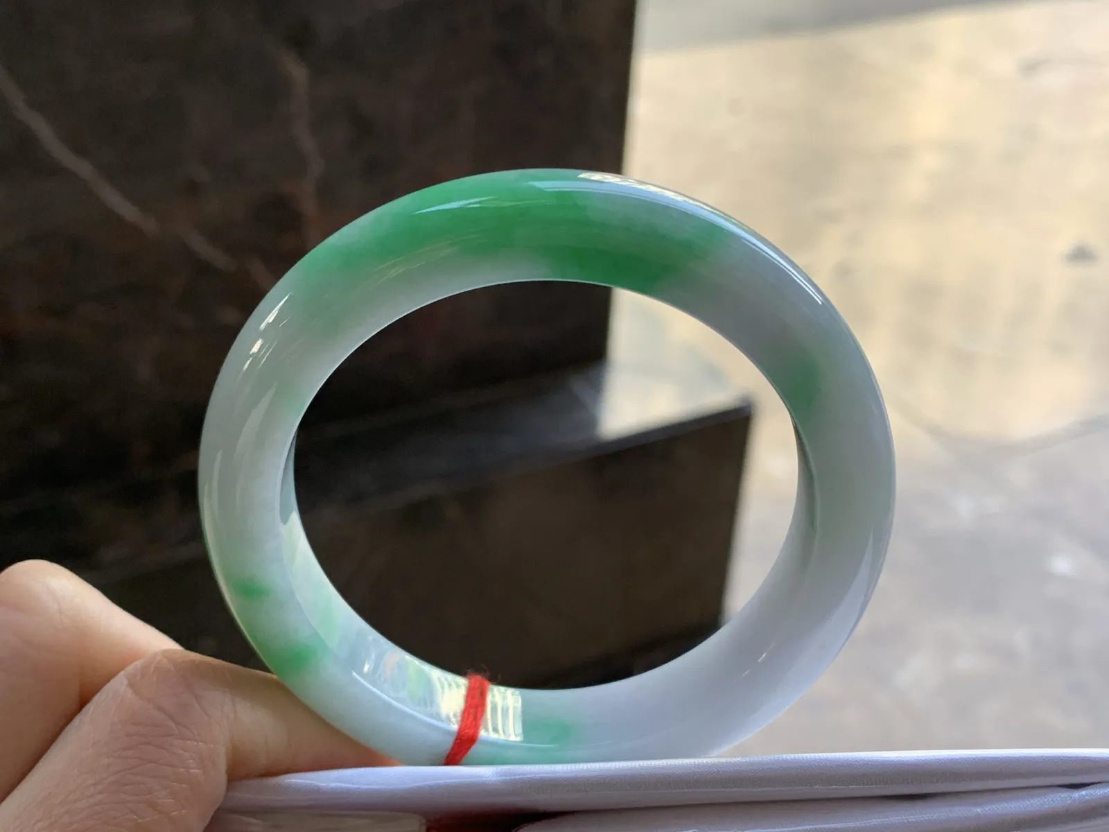 59-12.4-10

带色手镯^_^颜色鲜艳 浓郁