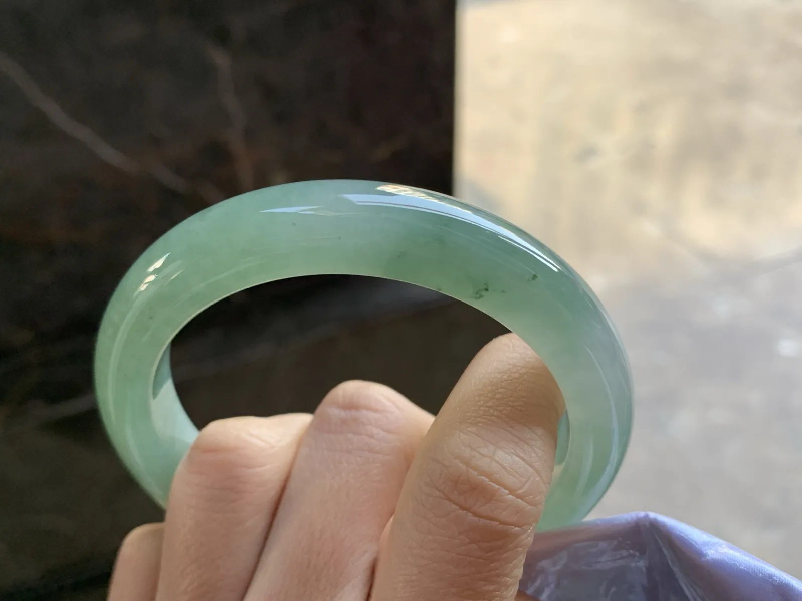 58-12.5-9

蓝水手镯^_^鲜艳 浓郁