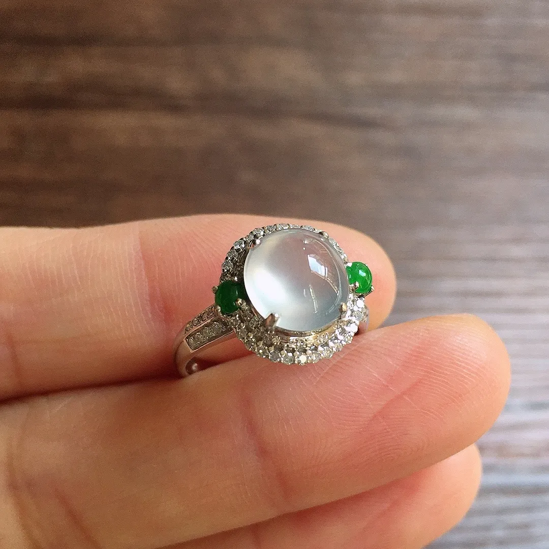 冰种蛋面戒指，18k金镶嵌，简约精致，冰润细腻，种水足，Hl 圈口13 尺寸8.4*8.2*4.3