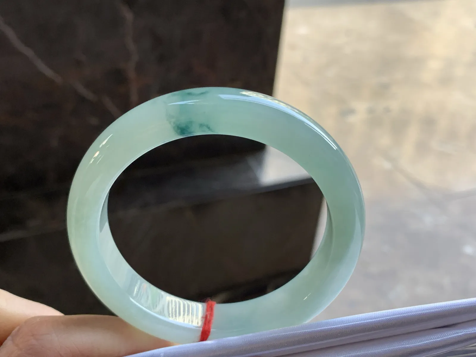 56-12.5-8.8

蓝花手镯^_^清新细腻