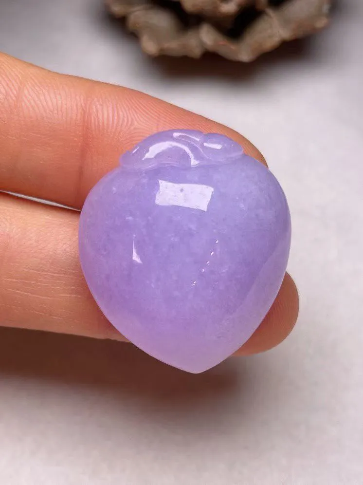 冰糯种紫罗兰【寿桃】吊坠，种水好，玉质细腻 ，卖相好‘