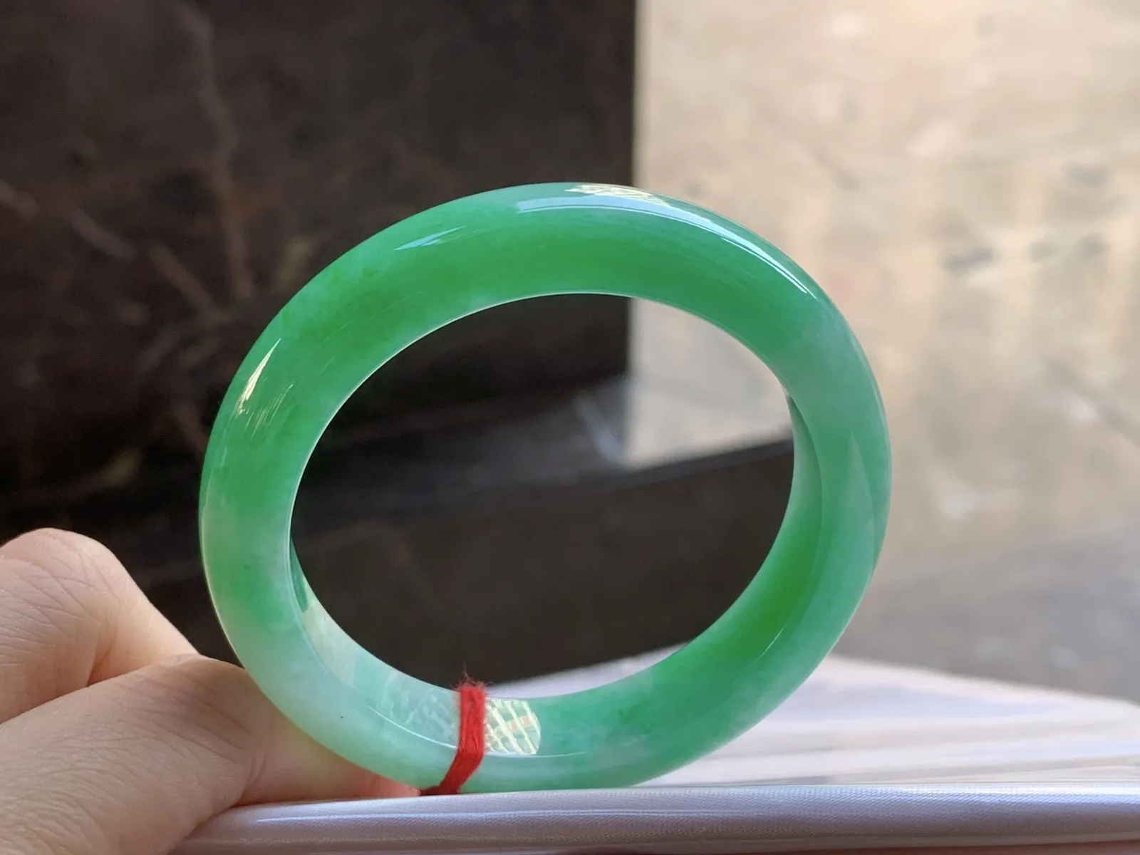 50-11.7-9

阳绿手镯^_^
颜色漂亮