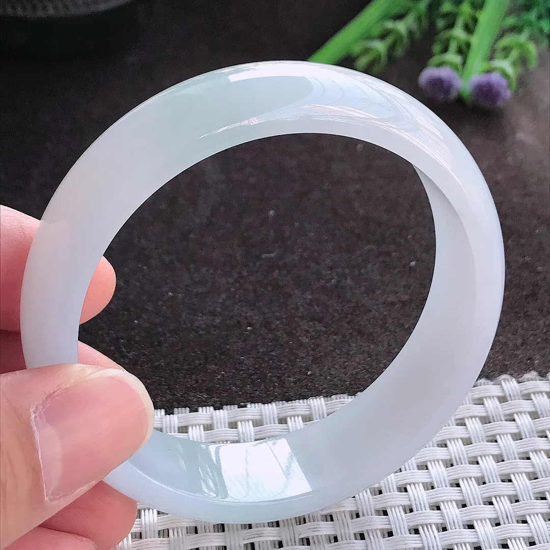 实拍A货翡翠56/15.6/6.8老坑冰胶水灵月光白轮胎手镯宽边玉镯手环