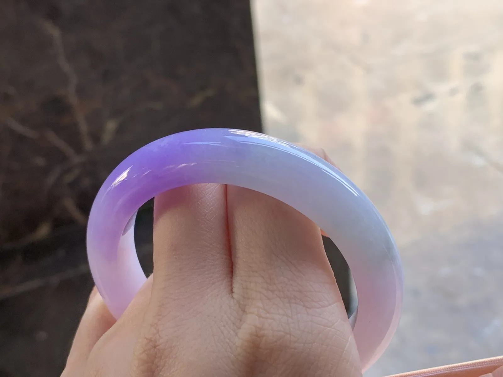 54.5-12.1-9.4

糯种红春手镯^_^颜色漂亮