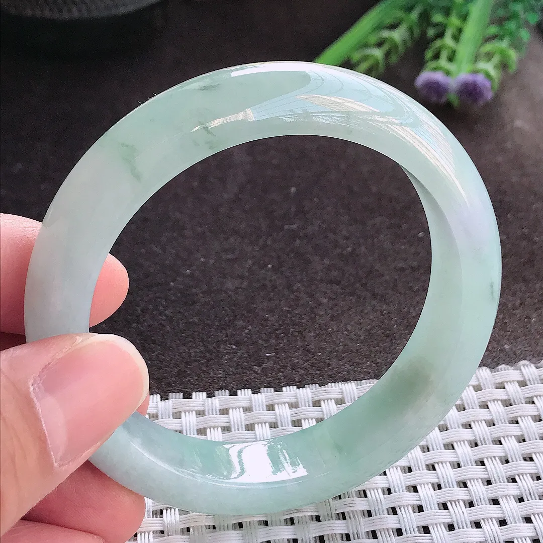 实拍A货翡翠55/13/8.5老坑冰润起胶飘花手镯宽边玉镯手环